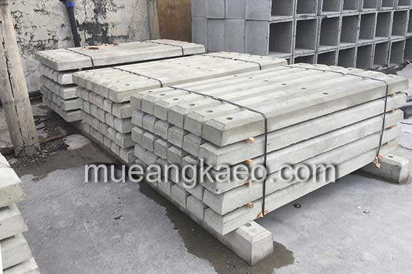 คอนกรีตกั้นล้อรถ